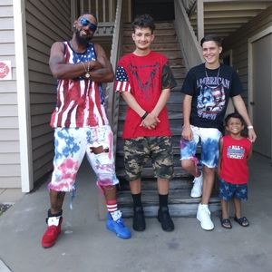 Meet your Posher, Valento